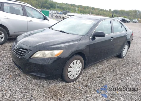2008 Toyota Camry Le z USA, uszkodzony, nr VIN 4T1BE46K48U774892